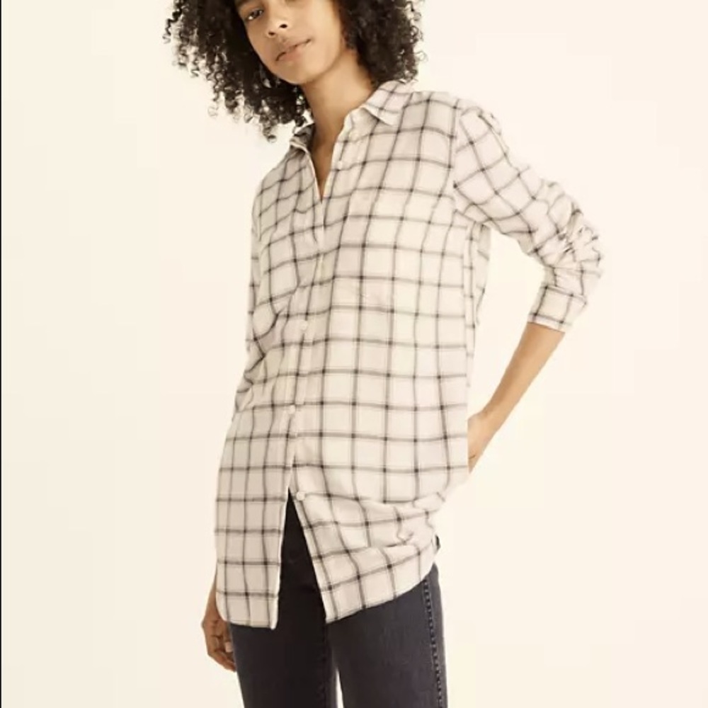 Madewell Classic Ex Boyfriend shirt in port plaid.